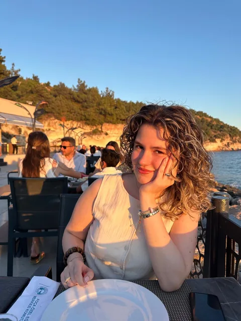 Belinay Daş